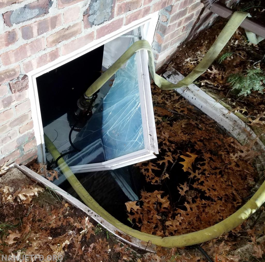 3/24/2019 Broken water pipe. Grandview Ave. Nanuet. Flooding condition. 6 feet of water in basement. 8-5 has command. 8-EQ and 8-1750. O&R and Suez for water and power cuts. Photos By Vincent P. Tuzzolino