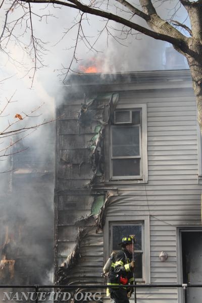 Nanuet Fire Department M/A Dept 17. Structure Fire Main Street Spring Valley.
Photo by Vincent P. Tuzzolino. 1-1-2015
