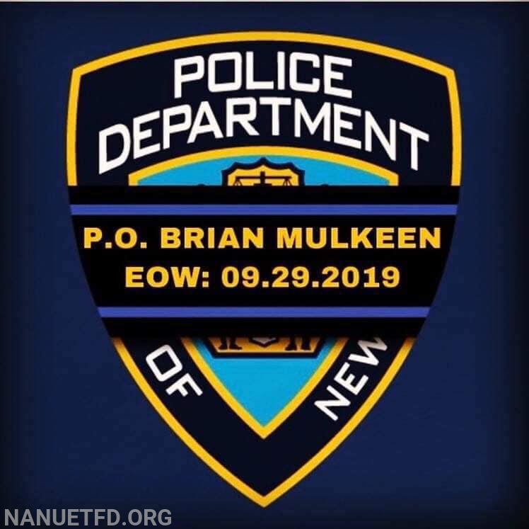 Today The Nanuet Fire Department paid its respects to Fallen NYPD Officer Brian Mulkeen By Flying the flag on 304 over the Thruway in Nanuet. Also thank you to the Clarkstown PD, Pearl River Fire Dept, RPS, Nanuet Ambulance, Fire inspectors and members of the Public.
 RIP Brother. Photos by Vincent P. Tuzzolino