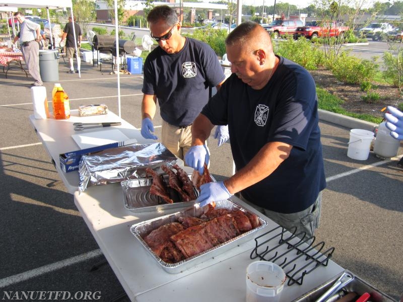 2015 BBQ Contest. Fairway in Nanuet. 
Photo By Vincent P. Tuzzolino