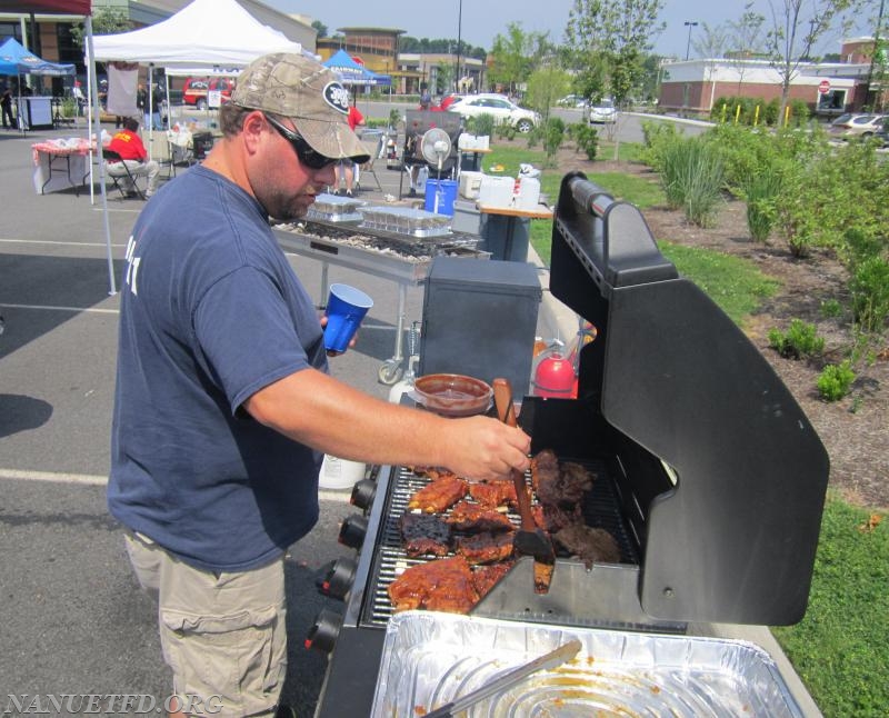 2015 BBQ Contest. Fairway in Nanuet. 
Photo By Vincent P. Tuzzolino