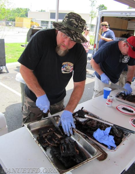 2015 BBQ Contest. Fairway in Nanuet. 
Photo By Vincent P. Tuzzolino