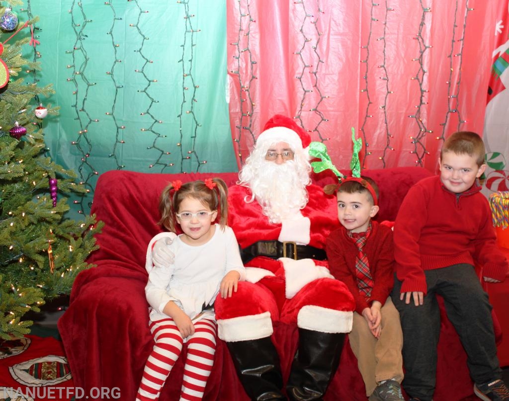 Great Job Nanuet Ladies Auxiliary. 12/9/ 2018 Breakfast with Santa. 8-100. Photo's by Vincent P Tuzzolino
