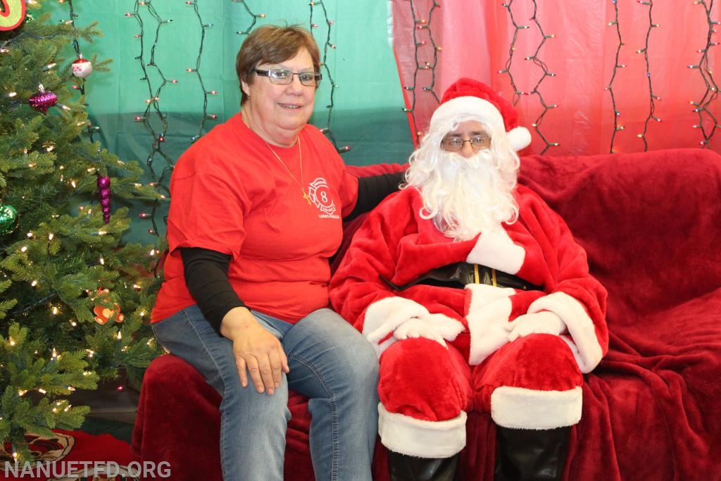 Great Job Nanuet Ladies Auxiliary. 12/9/ 2018 Breakfast with Santa. 8-100. Photo's by Vincent P Tuzzolino