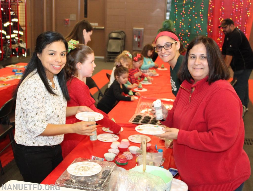 NFD 2018 Children's Christmas Party 8-100 12/16/2018. Photos by Vincent P. Tuzzolino