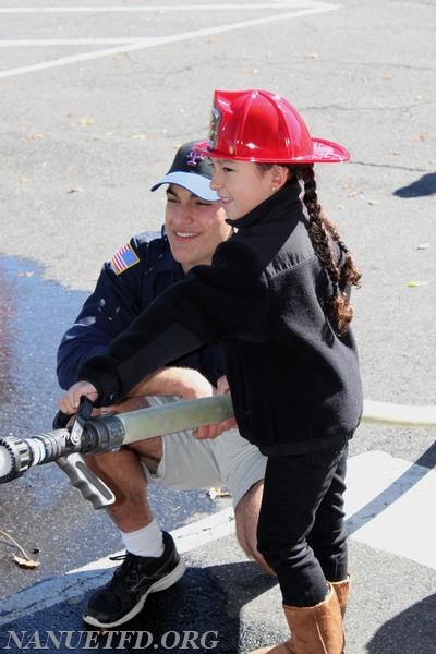 2014 Open House at the Nanuet Fire Department. 10/12/2014.
Photos by Vincent P. Tuzzolino